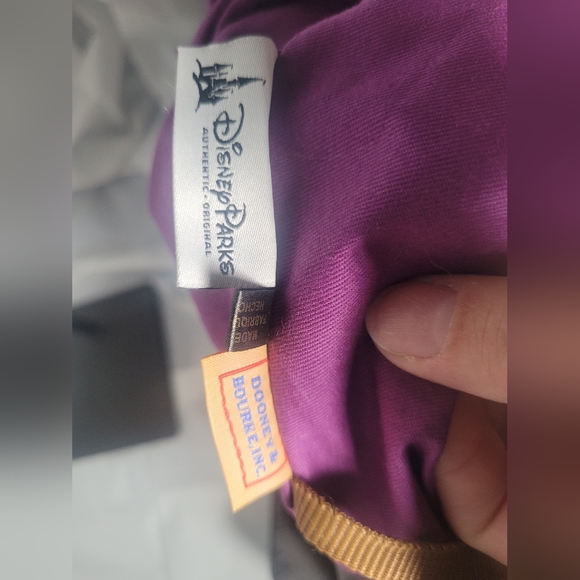 Disney Dooney & Bourke Haunted Mansion bag - Picture 6 of 10